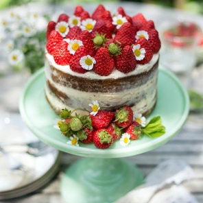 Strawberry_Cake_1