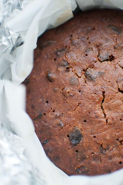 How to bake your Christmas cake – take it slow